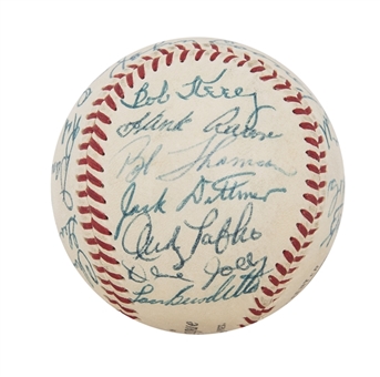 1955 Milwaukee Braves Team Signed ONL Giles Baseball With 24 Signatures Including Aaron, Matthews, Walters & Thomson (PSA/DNA 7.5 NM+ & JSA)